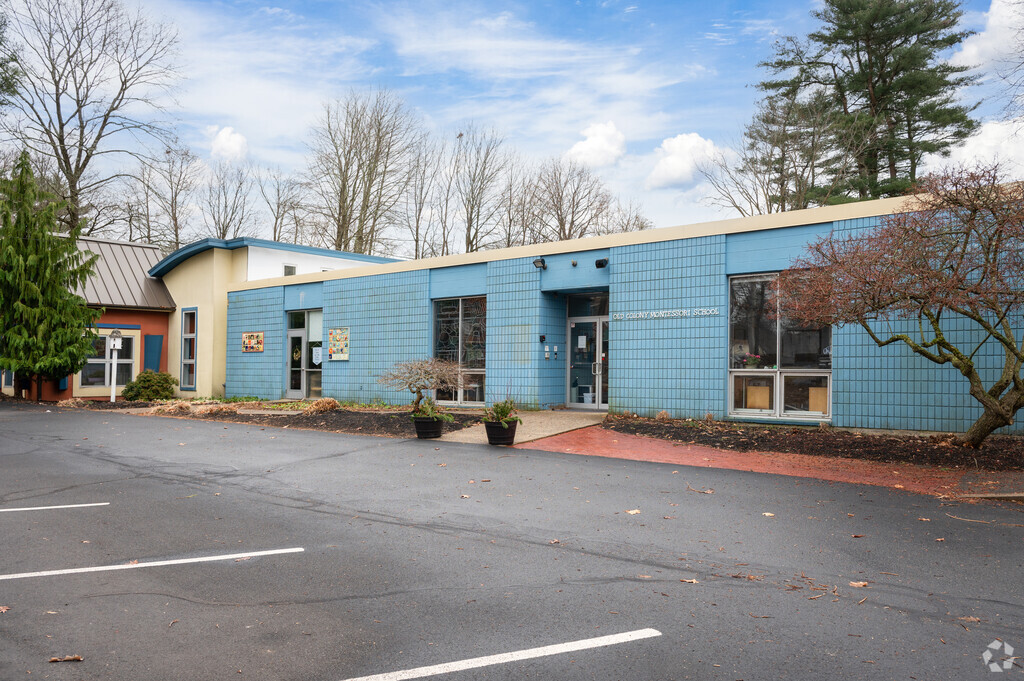 Your kids will make friends for life at Old Colony Montessori School in Hingham.