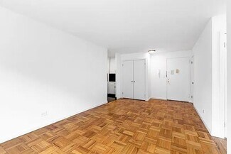 320 E 23rd St Unit 5P, New York, NY 10010