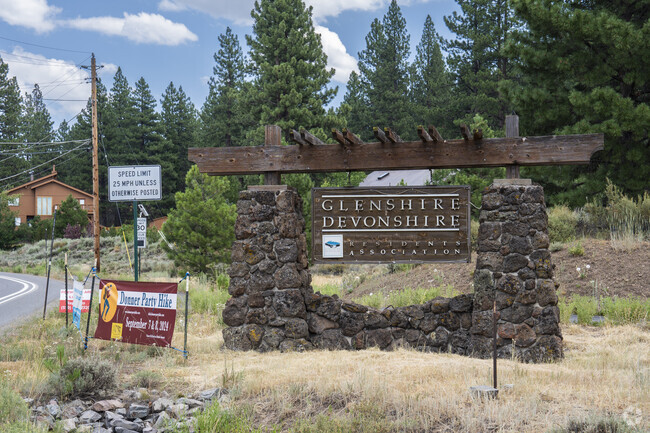 The Glenshire-Devonshire sign is found on the West side and is seen entering on Glenshire Dr.