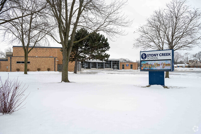 Stoney Creek Elementary School has great academic and athletic opportunities for students.