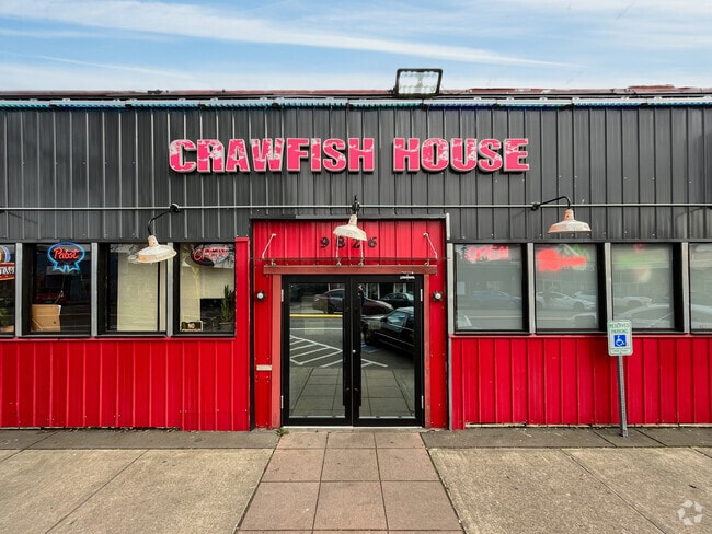 Front of Crawfish House on 16th Ave SW.