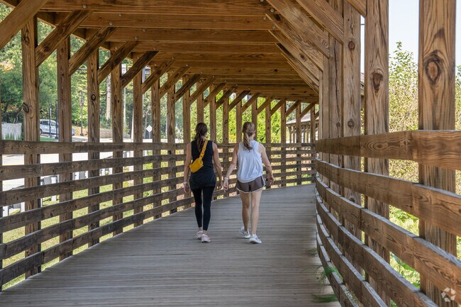 Residents in Castlewood can walk, run, or bike the beltline around the city.