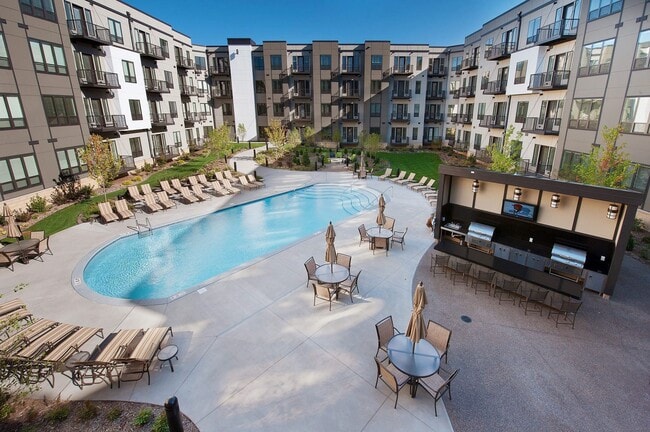 The Residence at the COR Pool and Grills