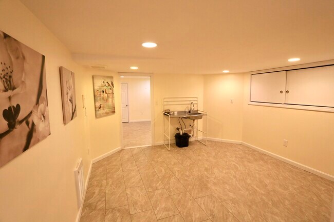 124 Forest St unit 2, Medford, MA 02155 - photo 2