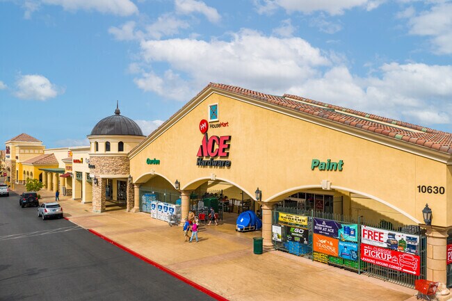 Southern Highlands features a variety of stores and businesses.