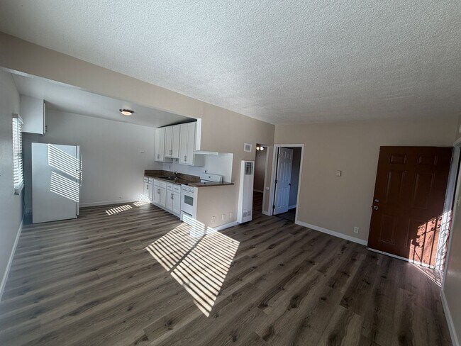 2705, Long Beach, CA 90804 - photo 2