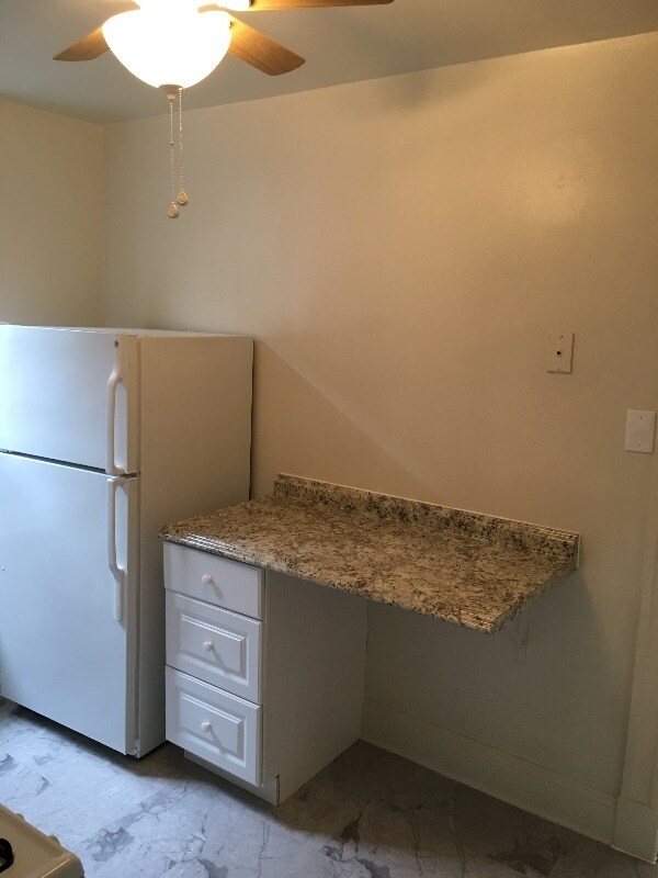 3320 Auchentoroly Terrace unit 6, Baltimore, MD 21217 - photo 2