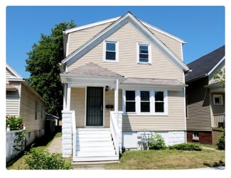 2527 S 11th St, Milwaukee, WI 53215