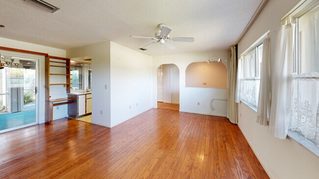 19189 Waterbury Ct, Port Charlotte, FL 33948 - photo 2