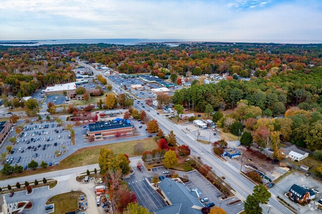 Wythe Creek Rd. is the main retail area of Poquoson West, with many options to shop and eat.
