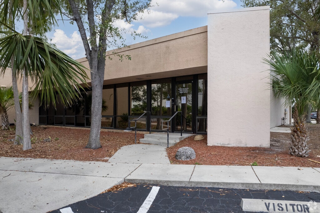 North Nicholas High School in Cape Coral has a graduation rate of 22%.