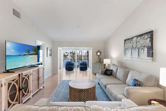 893 Gulf Pavillion Dr Unit FL2-ID1325576P, Naples, FL 34108