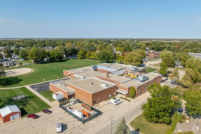 Coal City Intermediate School offers plenty of fun after school activities.