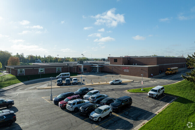 Students can enjoy the beautiful campus at Lomira Elementary School.