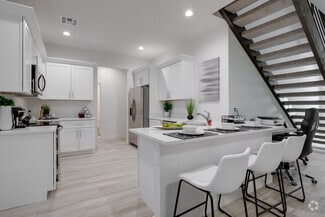 600 N 53rd St, Phoenix, AZ 85008