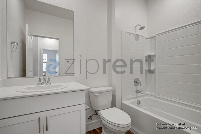 5301 E Commerce Way, Sacramento, CA 95835 - photo 6