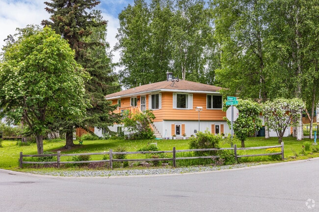 Some single-family homes in Taku/Campbell are on corner lots with well manicured lawns.
