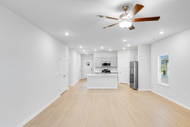 204 Paca Ln, Huntsville, AL 35811 - photo 7