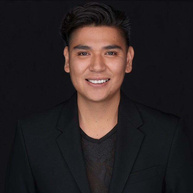 Agent Photo