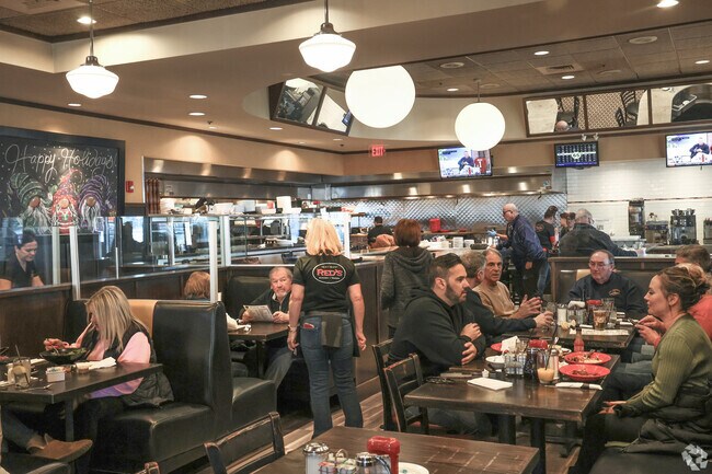 Red's Kitchen + Tavern is a friendly and comfortable restaurant in West Peabody.