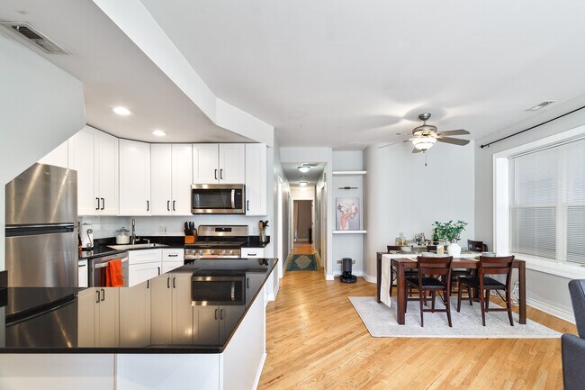 3047 N Clybourn Ave unit 1, Chicago, IL 60618 - photo 6