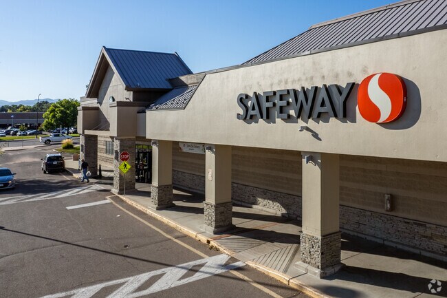 The Safeway is just one of many options for groceries in Sunland Hills.