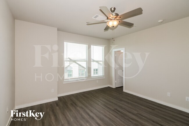 18436 Idyllic Aly, Shenandoah, TX 77385 - photo 7