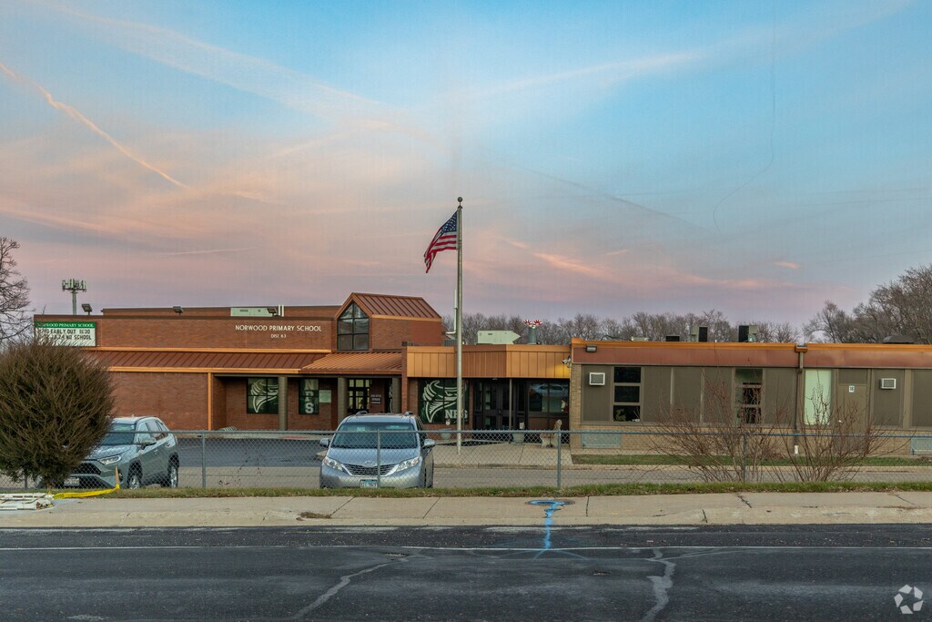 Norwood Primary School is located within Peoria, Illinois.