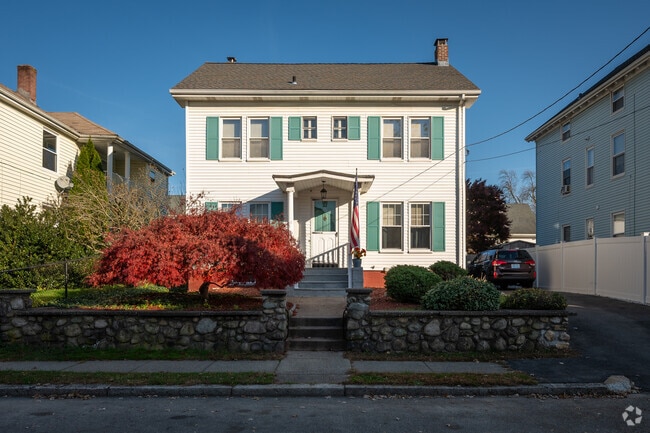 A Colonial Revival house in Pawtucket.