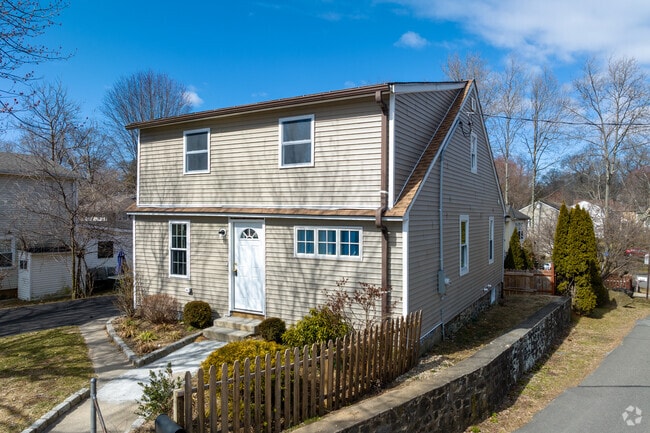 Craftsman-style homes pack big-time charm into smaller spaces in Reservoir-Whiskey Hill.