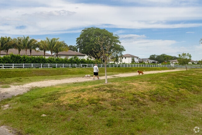 Furry friends will love nearby walking paths in Hawke's Bluff.
