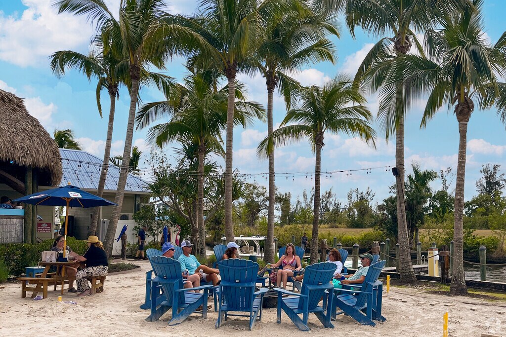 132 Orange Harbor Dr Fort Myers - Morse Shores Buckingham Fl Primaryphoto 