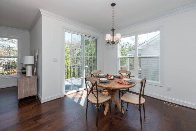 1062 Round Meadow Dr, Christiansburg, VA 24073 - photo 6