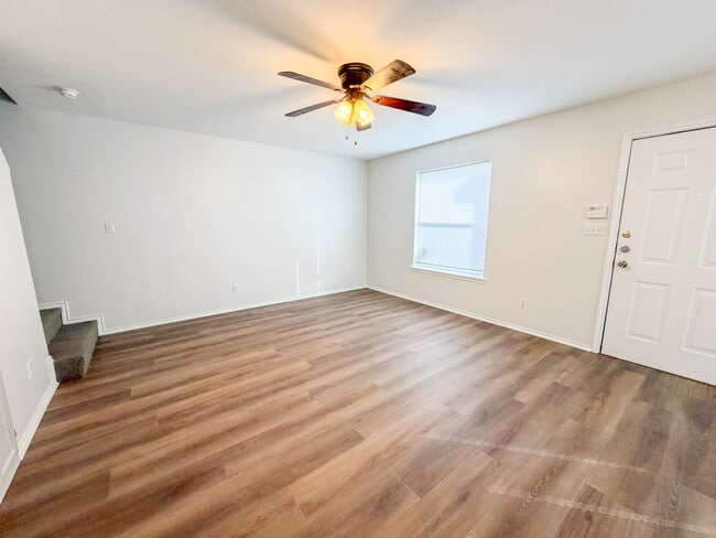 709 Sonesta Dr unit D, Harlingen, TX 78550 - photo 6