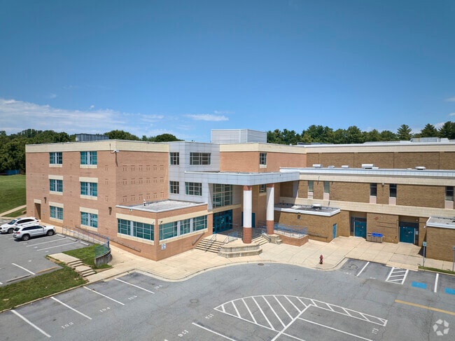 Thomas Wooten High School serves students in grades 9-12.