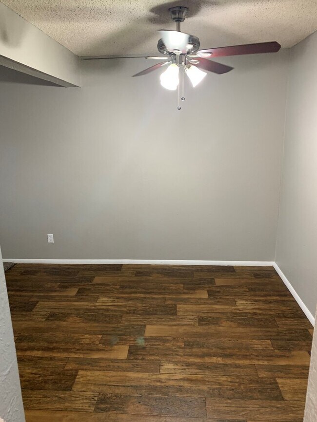 Villas on Rock, Wichita, KS 67207 - photo 3