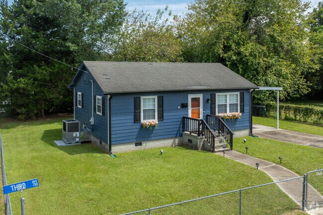 New Bern features a mix of home styles and designs.