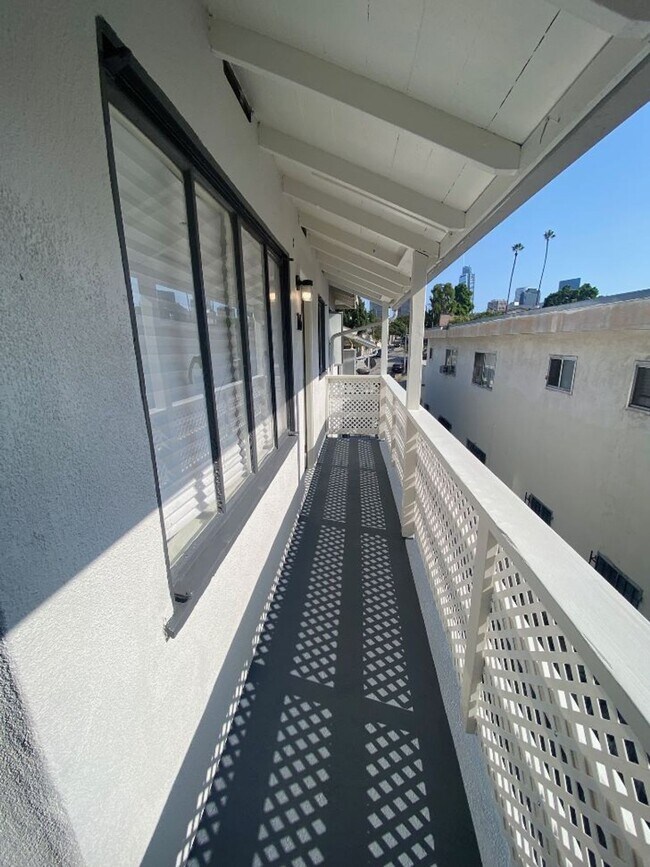 Modern 1BR with Balcony & Parking – Live the LA Lifestyle at 221 Union #16, Los Angeles, CA 90026 - photo 7