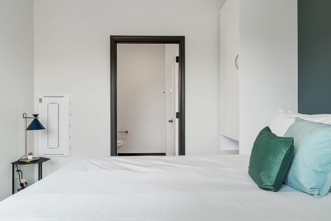 423 E Michigan St unit ID1026465P, Indianapolis, IN 46204 - photo 7