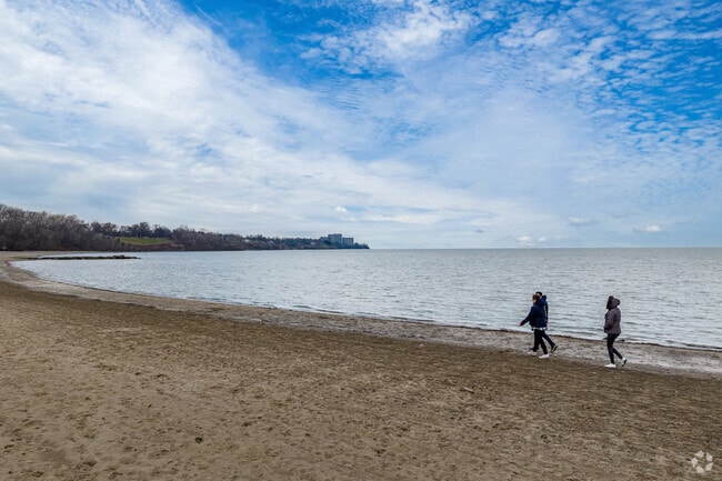 Lake Erie is about 20 miles north of Walton Hills via Cleveland.