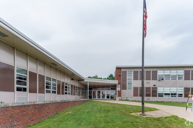 Perry Junior High School is a public middle school in New Hartford, NY.