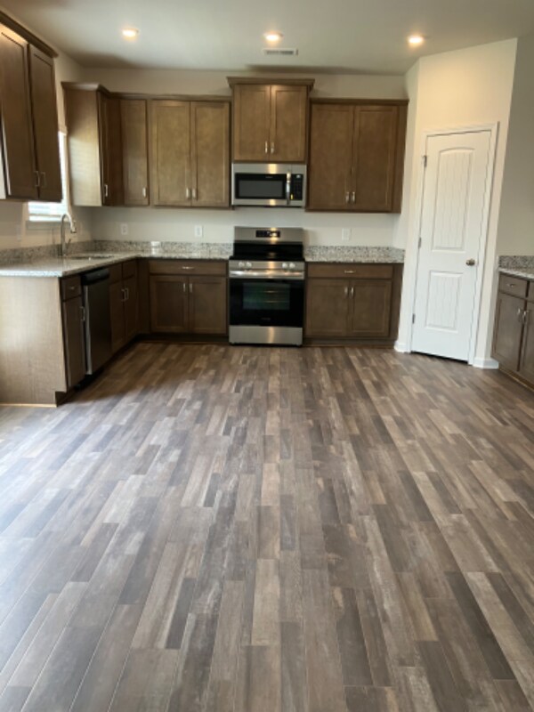 209 Addison Dr, Cartersville, GA 30120 - photo 3