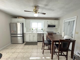 12 Gardner St Unit R, Newton, MA 02458