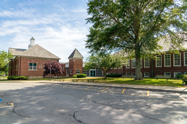 Nauset Regional Middle School is a public school with over 500 students that serves grades 6-8 in Eastham.