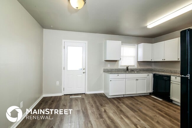 1502 SW 1st St, Lee's Summit, MO 64081 - photo 6