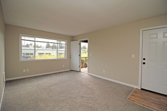 4609-4609 NE Killingsworth St unit 4609 - 12, Portland, OR 97218 - photo 4