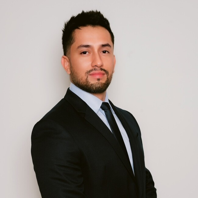 Agent Photo