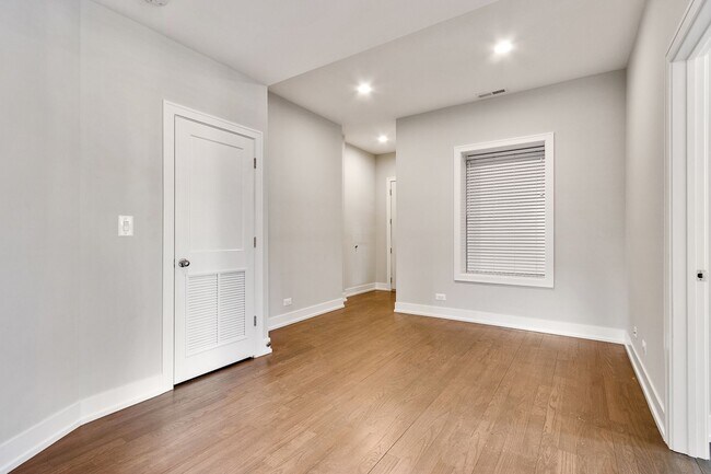 839 W Lill Ave unit H, Chicago, IL 60614 - photo 6