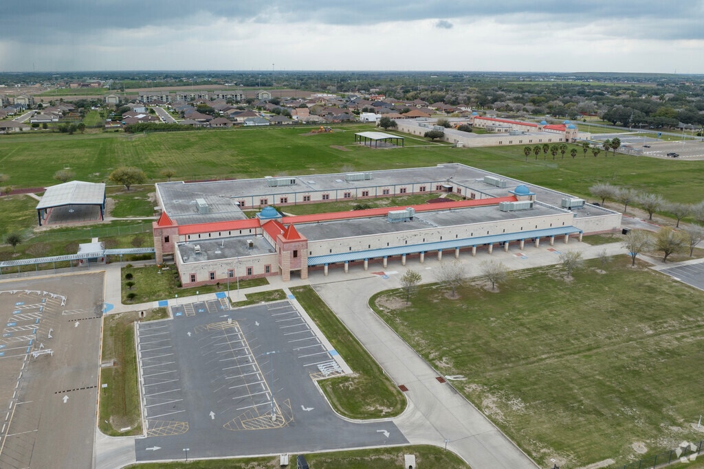 Raul A Gonzalez Jr Elementary School