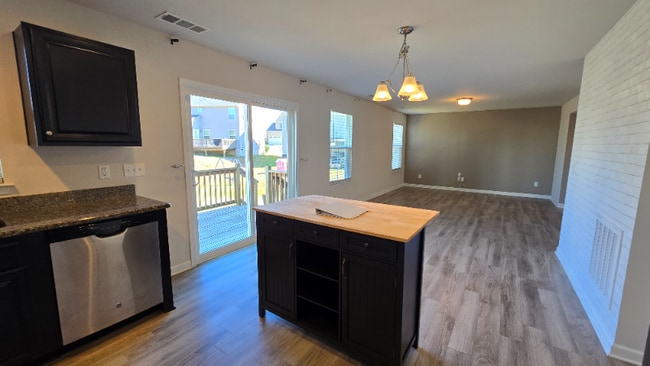 2539 Grove Park Way, Columbia, TN 38401 - photo 6